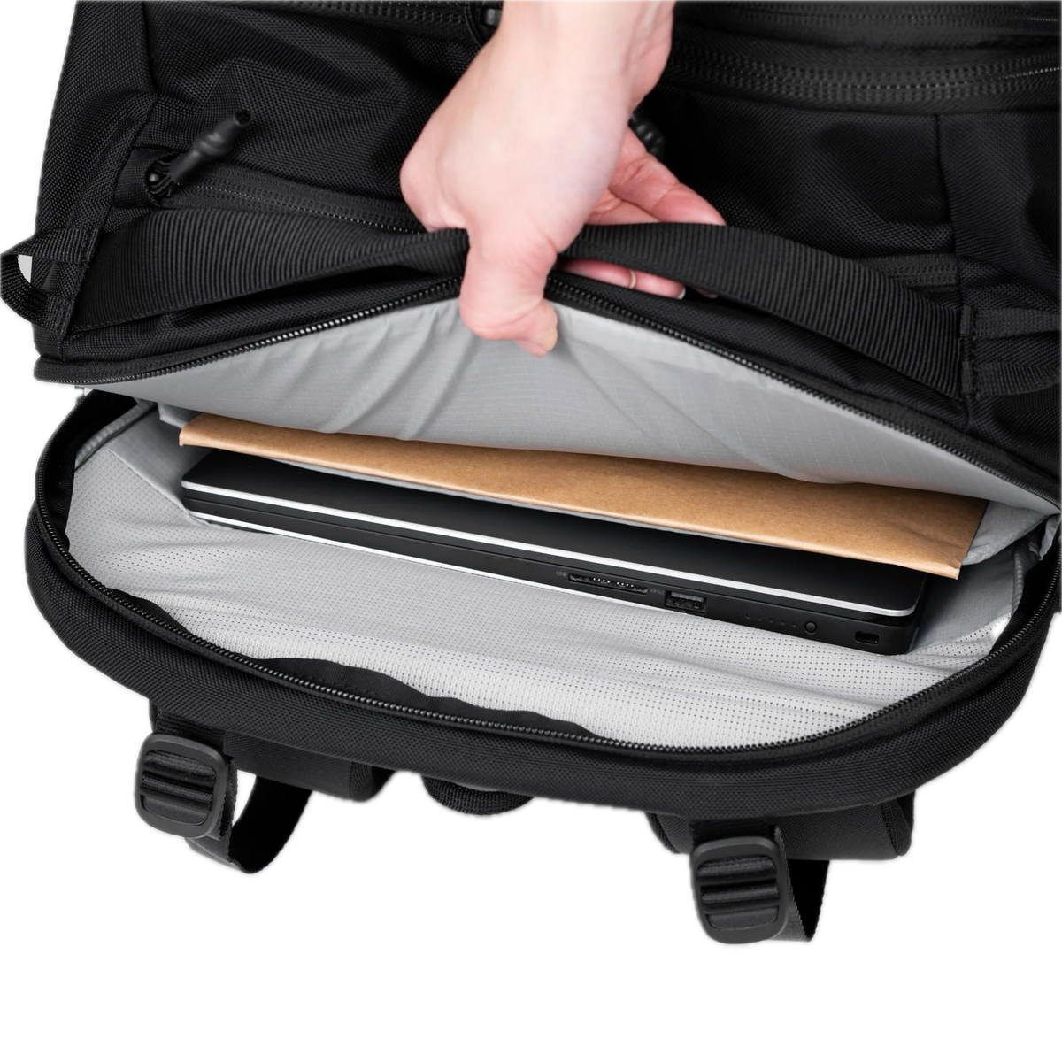 Rework Outbound Travel Pack 30L (Pre-order)